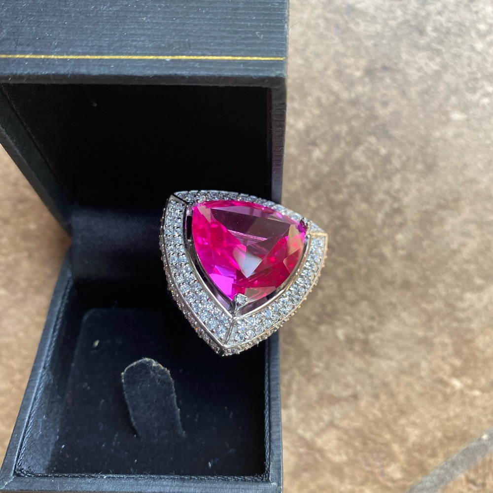 Elegant Pink Gemstone Ring